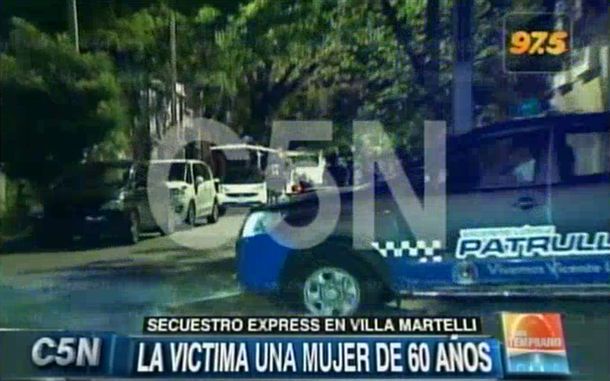 Cuatro delincuentes disfrazados de policías secuestraron a una mujer