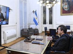 El canciller Felipe Solá en video conferencia con el presidente de la Cámara de Diputados Sergio Massa