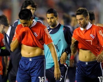 Independiente no depende de sí mismo