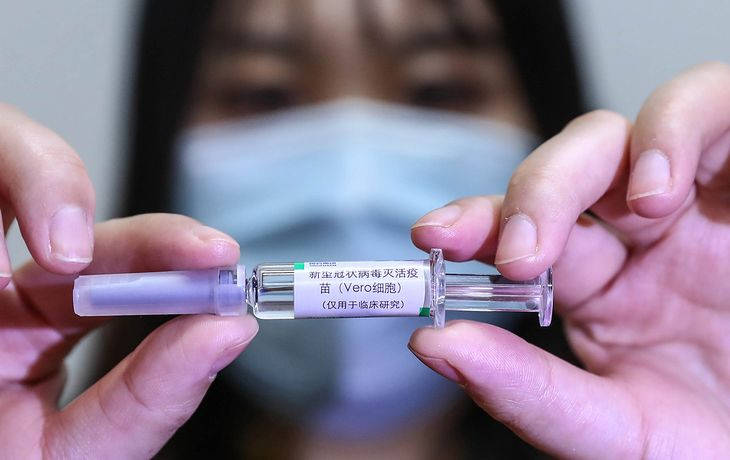 Un millón de chinos ya recibieron dos vacunas experimentales contra el coronavirus