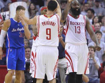 Los verdugos de Ginóbili vencieron a los Rockets de Prigioni