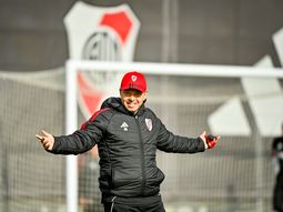 Sin muchas dudas, Gallardo define el equipo para el clásico ante Independiente