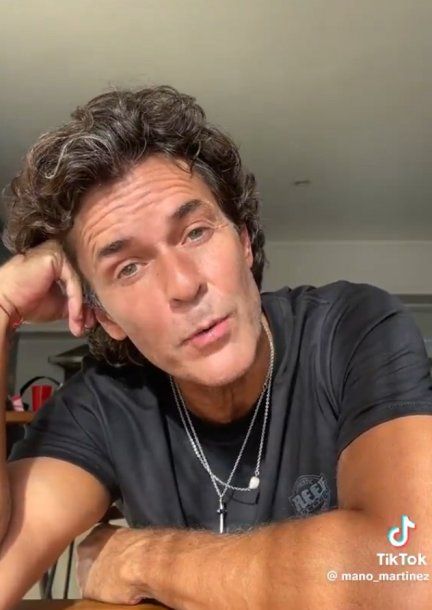 Mariano Martínez volvió a sus videos musicales: ahora, con un lip sync de Airbag