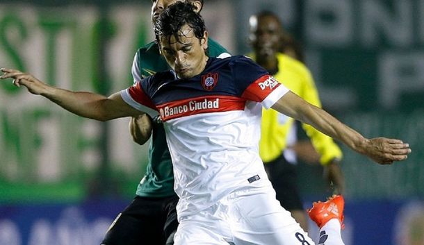 El experimentado volante se fue mal del club del cual es hincha