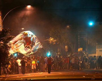Maracaná: incidentes en cruce entre policías y manifestantes