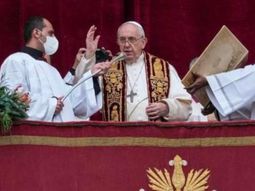 Francisco lamentó la gratitud y la esperanza aparentes ante el Año Nuevo