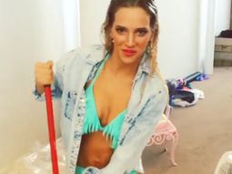 Así hace la limpieza de la casa Luisana Lopilato