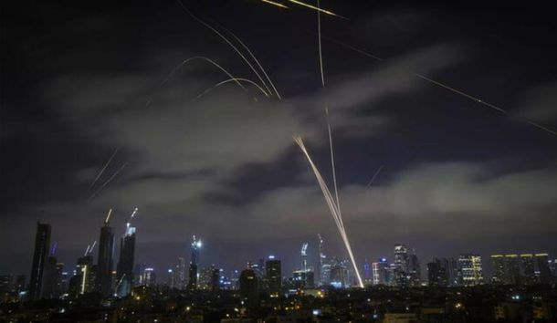 Escala el conflicto en Medio Oriente: Irán anunció el lanzamiento de misiles hipersónicos contra Israel