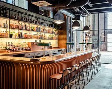 Chau al desperdicio: obligarán a bares y restaurantes a ofrecer medias porciones y envases gratis para llevar
