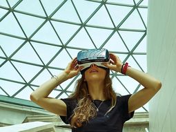 ¿Cuál es la diferencia entre realidad aumentada y realidad virtual?