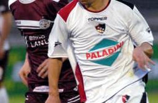 Lanus newells