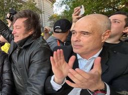 Los hermanos Milei junto al senador BartoloméAbdala.