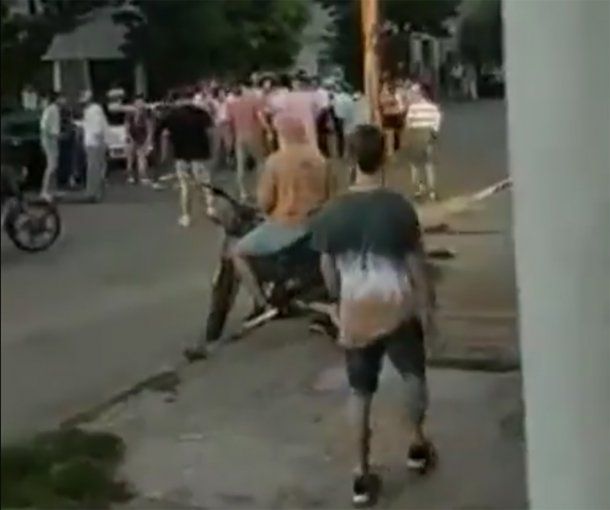 Video: brutal pelea a la salida de un boliche en 25 de Mayo