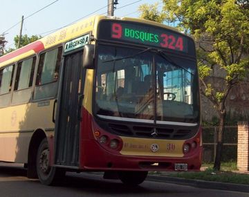 Paro de varias líneas de colectivos por la agresión a un chofer en Florencio Varela: le cortaron un dedo