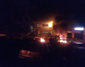 Frente a la DIstrital Sur 2º se realizó la protesta por el crimen del colectivero