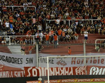 Estallaron los hinchas de Independiente: Jugadores sin sangre