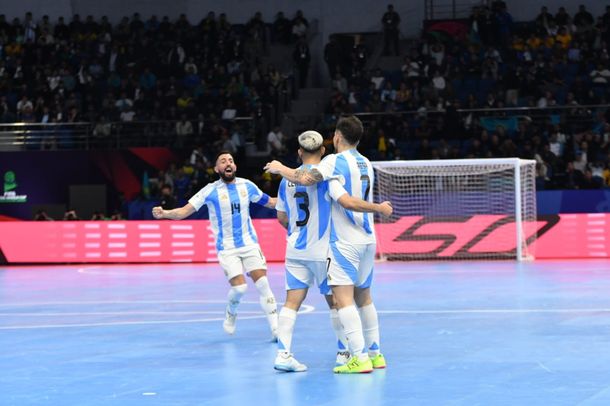 Argentina goleó a Kazajistán y se medirá ante Francia en semifinales del Mundial de Futsal