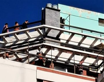 Voraz incendio en un edificio del barrio de Almagro