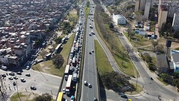 Autopista Dellepiane. Autopista Dellepiane.