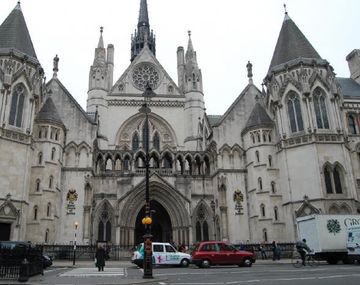 La misógina declaración de un juez: Es un derecho que un hombre tenga sexo con su mujer