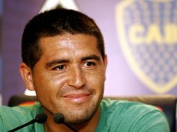 fin de la espera: riquelme vuelve a jugar en boca fin de la espera: riquelme vuelve a jugar en boca