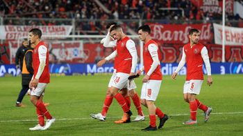 Independiente pasa su peor momento desde el descenso a la antiagua Primera B Nacional. Independiente pasa su peor momento desde el descenso a la antiagua Primera B Nacional.