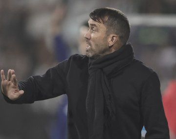 En la cuerda floja: nuevo conflicto del Chacho Coudet en Atlético Mineiro