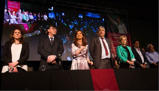 Cristina Kirchner fue reconocida en la Universidad de Quilmes.