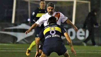 Boca golea 3-0 a River en el Superclásico Senior