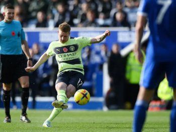 Triunfo de Manchester City con Julián Álvarez de titular
