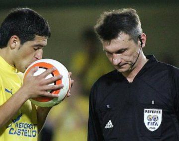 El día que Villarreal no llegó a una final europea por culpa de Riquelme