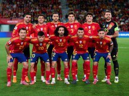 Insólito: un defensor de España utilizará la N°10 por Eliminatorias