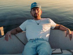 Maxi Espíndola presentó su nueva canción “Cómo estáss??”: “Lleno de nuevas emociones”