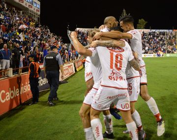 Unión bajó a Talleres de la zona de Libertadores y sacó a River de las copas de 2019