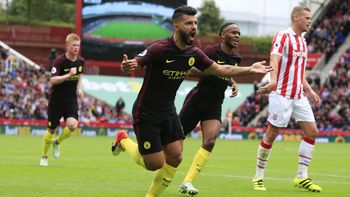 sonrie guardiola: agüero hizo dos goles en la victoria del city ante el stoke sonrie guardiola: agüero hizo dos goles en la victoria del city ante el stoke