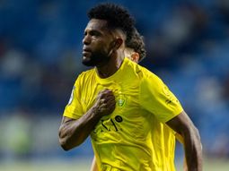 Mientras River sufre la falta de gol, Miguel Borja convirtió en su debut en Emiratos Árabes