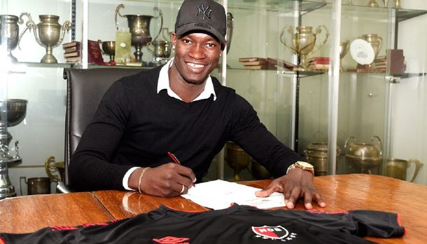 Ze Turbo, el exótico refuerzo de Newells Old Boys para esta temporada