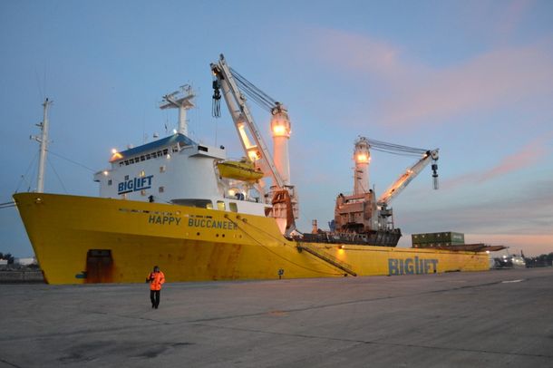 Scioli inaugura un puerto en La Plata