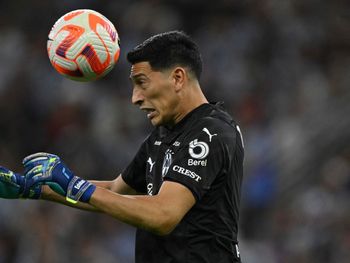 Video: el blooper de Andrada en la eliminación de Rayados de la Concachampions