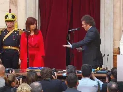 Milei juró como presidente: ya es el mandatario en funciones