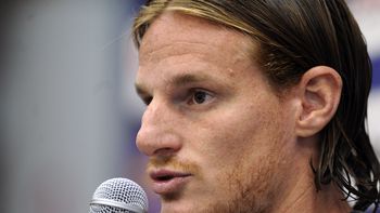 cetto responde: quizas caruso tiene ganas de estar aca cetto responde: quizas caruso tiene ganas de estar aca