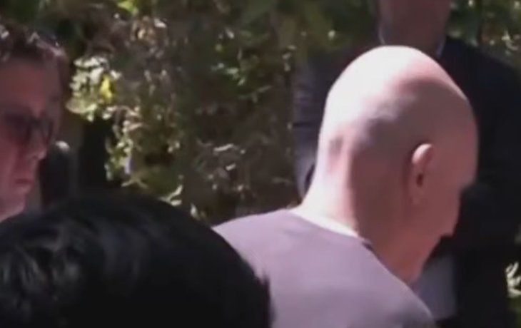 Allanaron una vivienda lindera a la de José Luis Espert porque habrían arrojado allí su celular