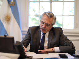 Alberto Fern&aacute;ndez