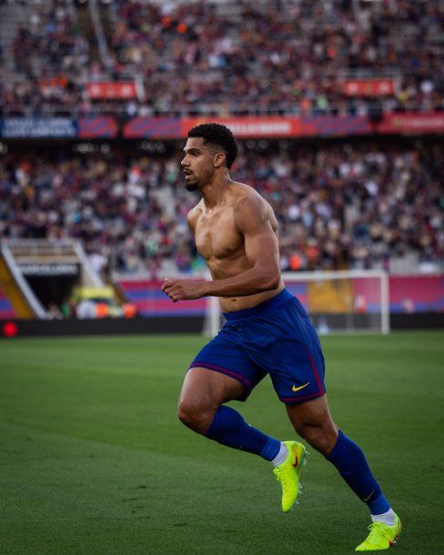 El agónico gol de Ronald Araújo para el triunfo del Barcelona frente a Girona