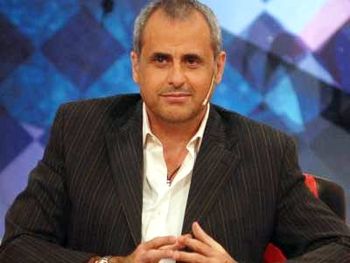 Lo que faltaba: le ofrecen a Jorge Rial ser la cara de los infieles en la Argentina