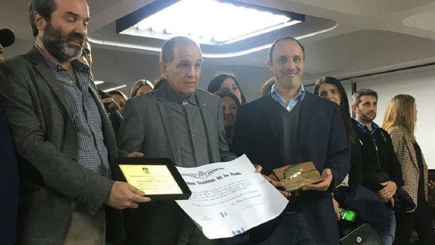 Alejandro Sabella en la Universidad Nacional de La Plata