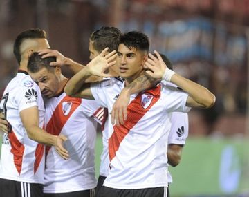 Un cura fanático de Boca se negó a recibir unos botines que le envió un jugador de River