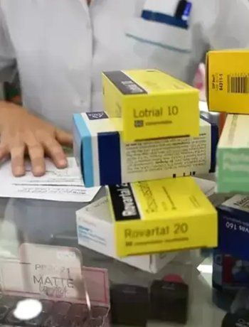 Alerta en farmacéuticos por posible faltante de medicamentos ante corte en la cadena de pagos
