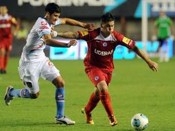 arsenal le dio otro golpe a argentinos en la paternal arsenal le dio otro golpe a argentinos en la paternal