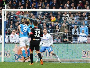 ¿Hasta cuándo? Otro gol de Higuaín, que sigue brillando en el Nápoli
